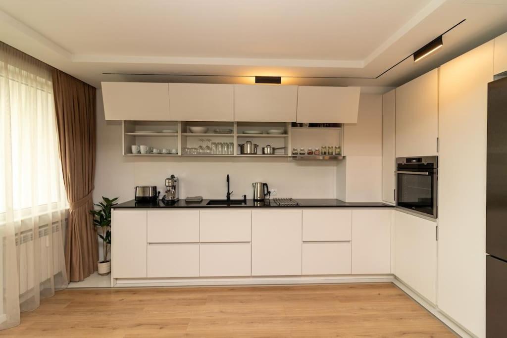 Gran Capital Top Central Apartment Sofia Buitenkant foto